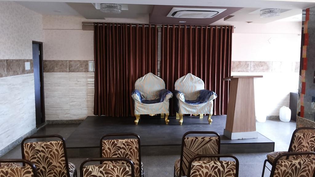 Adyar Ananda Bhavan Residency Otel Bangalore Dış mekan fotoğraf